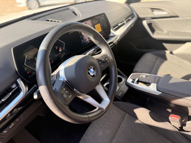 BMW X1 s18i Kamera Ad-LED HiFi Widescreen Sitzh. Bluetooth Navi Klima PDC el. Fenster Ansicht 12 für Fahrzeugdetailseite