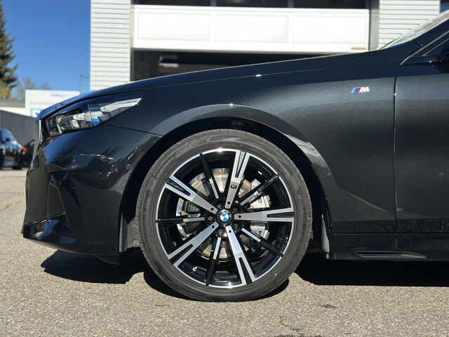 BMW 540 d xDr.M Sport ACC SuView Sitzbel.B+W.AHK 20 Sportpaket Bluetooth HUD Navi LED Vollleder Klima PDC Ansicht 10 für Fahrzeugdetailseite