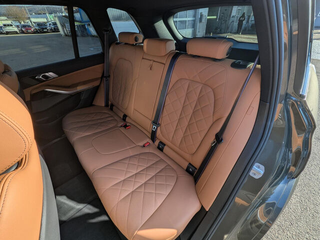 BMW X5 x30d M Sport Pro HUD SurView Ha/Ka.AHK Park+ Sportpaket Bluetooth Navi LED Vollleder Klima PDC el Ansicht 12 für Fahrzeugdetailseite