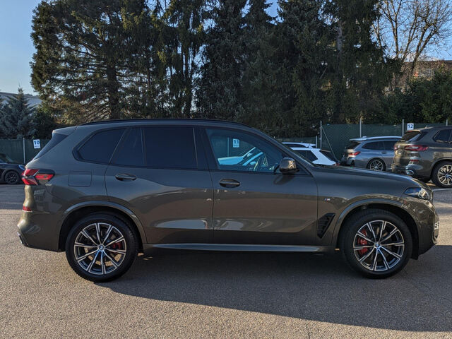 BMW X5 x30d M Sport Pro HUD SurView Ha/Ka.AHK Park+ Sportpaket Bluetooth Navi LED Vollleder Klima PDC el Ansicht 5 für Fahrzeugdetailseite