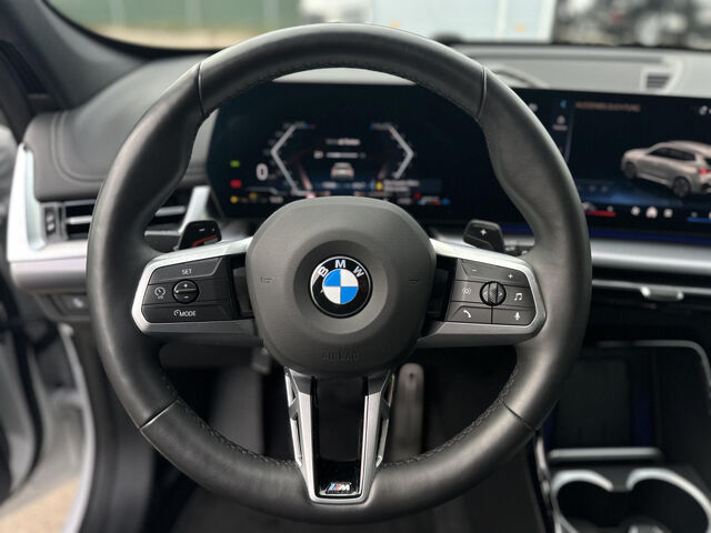 BMW X1 x23i M Sport ACC Kamera Aktivsitz KomfZ.Ha/Ka Sportpaket Bluetooth Navi LED Vollleder Klima PDC e Ansicht 13 für Fahrzeugdetailseite
