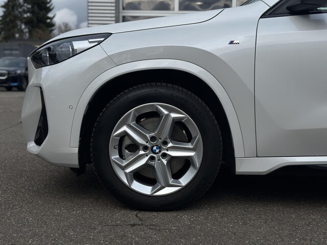 BMW X1 x23i M Sport ACC Kamera Aktivsitz KomfZ.Ha/Ka Sportpaket Bluetooth Navi LED Vollleder Klima PDC e Ansicht 9 für Fahrzeugdetailseite