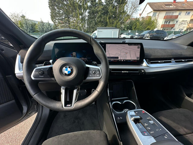BMW X2 xDrive20d M Sport AktivS+Mas.ACC AHK H/K.19 Sportpaket Bluetooth Navi LED Klima Aktivlenkung PDC Ansicht 13 für Fahrzeugdetailseite