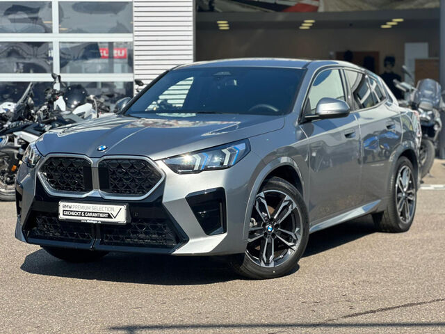 BMW X2 xDrive20d M Sport AktivS+Mas.ACC AHK H/K.19 Sportpaket Bluetooth Navi LED Klima Aktivlenkung PDC Ansicht 2 für Fahrzeugdetailseite