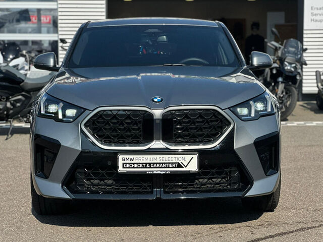 BMW X2 xDrive20d M Sport AktivS+Mas.ACC AHK H/K.19 Sportpaket Bluetooth Navi LED Klima Aktivlenkung PDC Ansicht 3 für Fahrzeugdetailseite