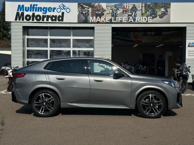BMW X2 xDrive20d M Sport AktivS+Mas.ACC AHK H/K.19 Sportpaket Bluetooth Navi LED Klima Aktivlenkung PDC Ansicht 6 für Fahrzeugdetailseite