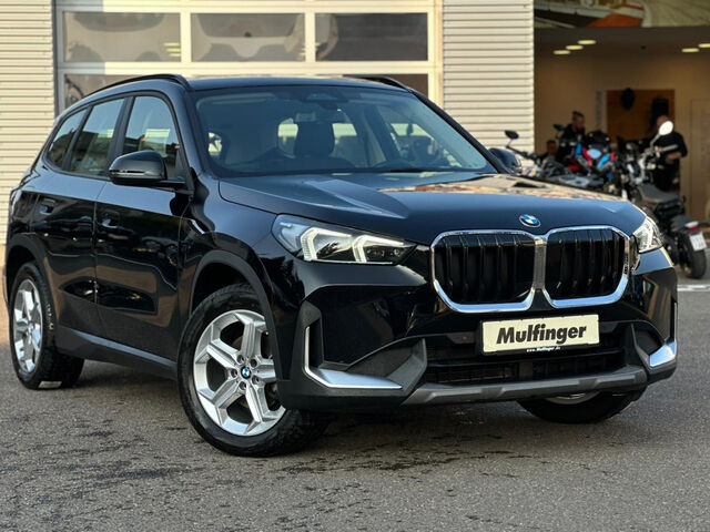 BMW X1 s18i Ad-LED Kamera Widescreen HiFi KomfZ.18 Bluetooth Navi Klima PDC el. Fenster Ansicht 4 für Fahrzeugdetailseite