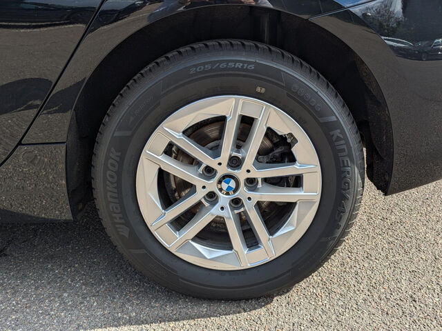 BMW 218 Active Tourer 218i AT DKG Kamera Widescreen Navi Sitzh.LED DAB Bluetooth Klima PDC el. Fenster Ansicht 10 für Fahrzeugdetailseite