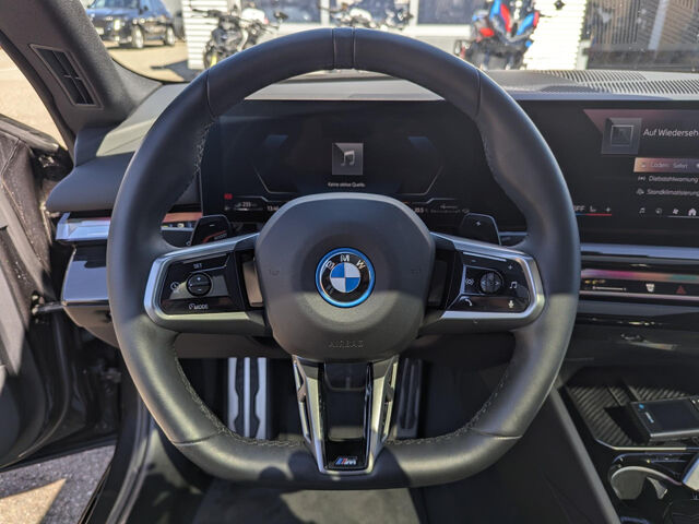 BMW 550 e xDr.M Sport Pro IntAktL.PanoD.ACC 360Â°AHK Sportpaket Bluetooth HUD Navi LED Klima Aktivlenku Ansicht 13 für Fahrzeugdetailseite