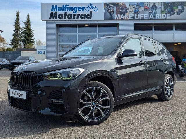 BMW X1 xDrive20i M Sport HUD ACC Kamera HiFi Navi19 Sportpaket Bluetooth Navi LED Klima Aktivlenkung PDC Ansicht 2 für Fahrzeugdetailseite