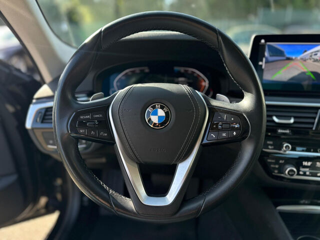 BMW 520 d Sports.LivePro.DrivAss.Kamera Sitzh.DAB 18 Bluetooth Navi LED Vollleder Klima PDC el. Fenster Ansicht 14 für Fahrzeugdetailseite