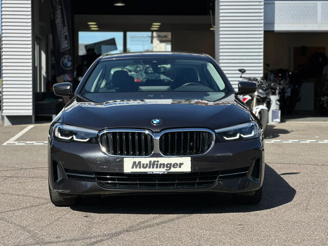 BMW 520 d Sports.LivePro.DrivAss.Kamera Sitzh.DAB 18 Bluetooth Navi LED Vollleder Klima PDC el. Fenster Ansicht 3 für Fahrzeugdetailseite