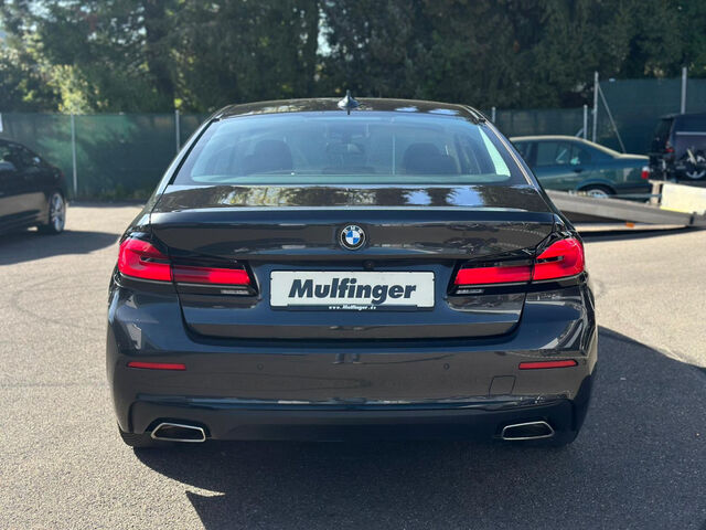 BMW 520 d Sports.LivePro.DrivAss.Kamera Sitzh.DAB 18 Bluetooth Navi LED Vollleder Klima PDC el. Fenster Ansicht 8 für Fahrzeugdetailseite