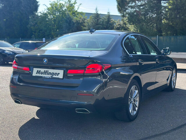 BMW 520 d Sports.LivePro.DrivAss.Kamera Sitzh.DAB 18 Bluetooth Navi LED Vollleder Klima PDC el. Fenster Ansicht 9 für Fahrzeugdetailseite