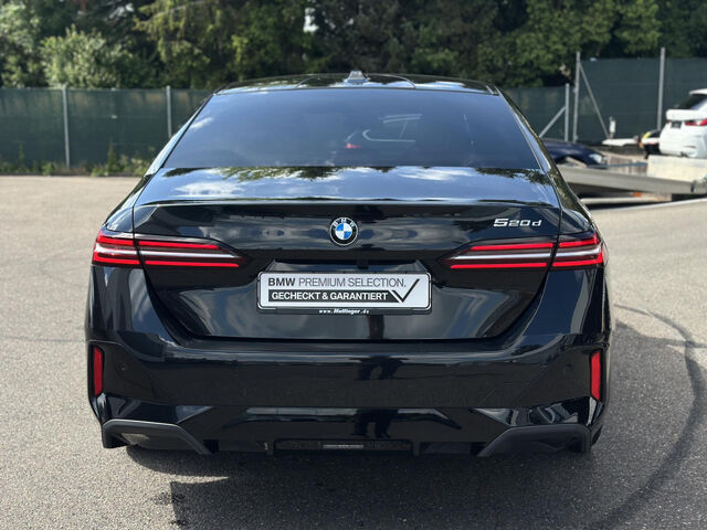 BMW 520 d M Sport PanoD.Standh.SuView.Sitzebl.ACC 20 Sportpaket Bluetooth HUD Navi LED Vollleder Klima St Ansicht 9 für Fahrzeugdetailseite