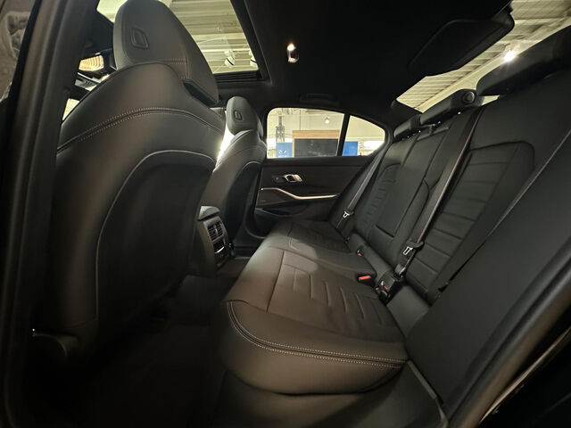 BMW M340d xDrive AHK ACC GlasD. Ha/Ka Standhzg. 19 Sportpaket Bluetooth HUD Navi LED Vollleder Klima Akt Ansicht 13 für Fahrzeugdetailseite