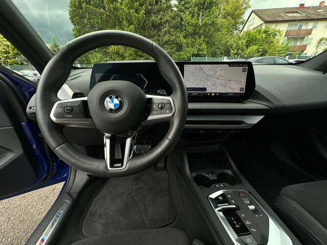BMW 120 d M Sport HUD ACC SuView.PanoD.Lenkradh.Ha/Ka Sportpaket Bluetooth Navi LED Klima PDC el. Fenster Ansicht 13 für Fahrzeugdetailseite