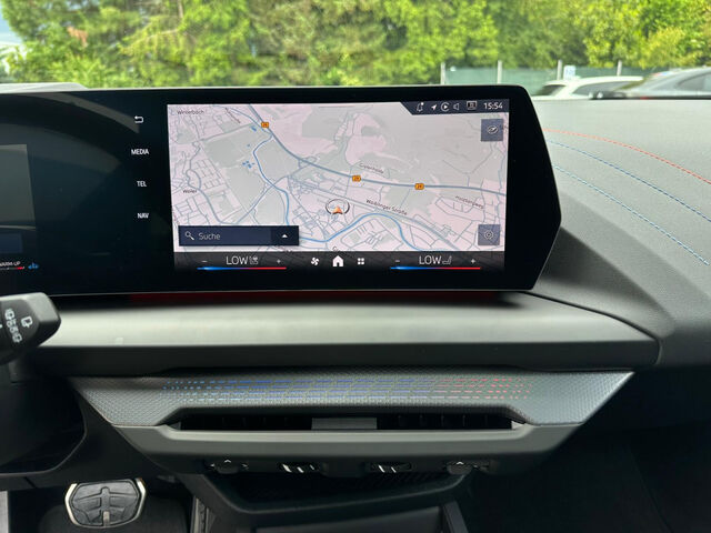 BMW 120 d M Sport HUD ACC SuView.PanoD.Lenkradh.Ha/Ka Sportpaket Bluetooth Navi LED Klima PDC el. Fenster Ansicht 15 für Fahrzeugdetailseite