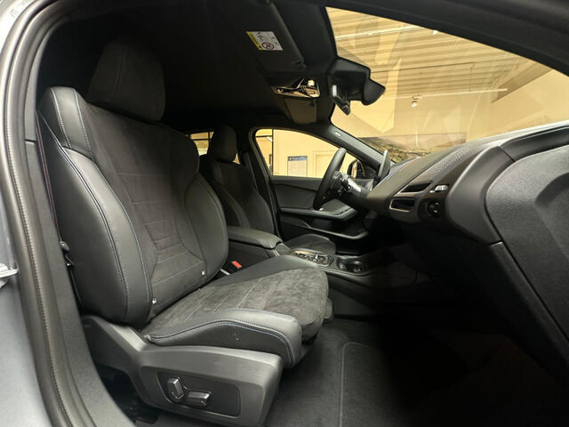 BMW 120 M Sport Pro ACC HUD Ha/Ka el. Sitze SurView. Sportpaket Bluetooth Navi LED Klima PDC el. Fenster Ansicht 10 für Fahrzeugdetailseite