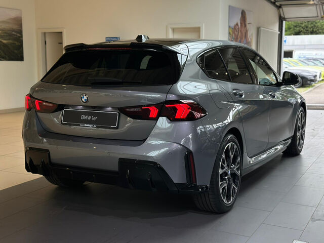 BMW 120 M Sport Pro ACC HUD Ha/Ka el. Sitze SurView. Sportpaket Bluetooth Navi LED Klima PDC el. Fenster Ansicht 3 für Fahrzeugdetailseite