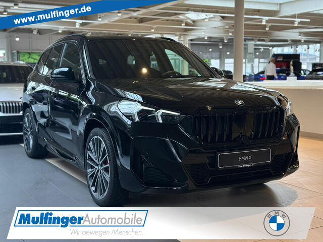BMW X1 xD.30e M Sport Pro ACC Ha/Ka SurView. PanoD. Sportpaket Bluetooth HUD Navi LED Klima Standhzg PDC Ansicht 1 für Fahrzeugdetailseite