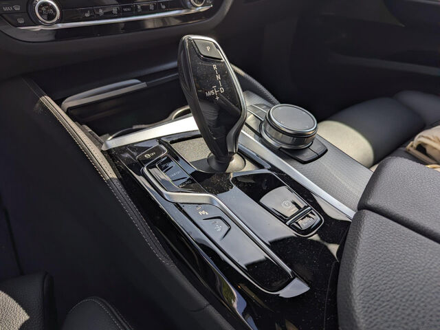 BMW 630 Gran Turismo 630d xDr.GT M Sport HUD Standh.PanoD.H/K AHK 19 Sportpaket Bluetooth Navi LED Vollleder Klima Luftfe Ansicht 15 für Fahrzeugdetailseite