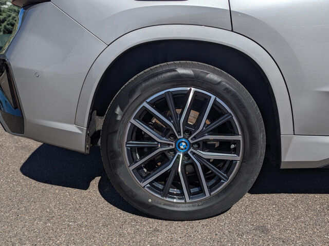 BMW iX1 e20 M Sport AktivS.HUD ACC SuView.Lenkradh. Sportpaket Bluetooth Navi LED Klima Standhzg PDC el. Ansicht 10 für Fahrzeugdetailseite