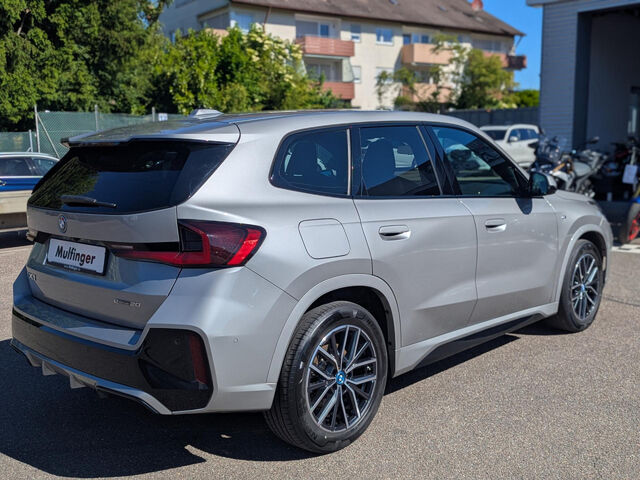 BMW iX1 e20 M Sport AktivS.HUD ACC SuView.Lenkradh. Sportpaket Bluetooth Navi LED Klima Standhzg PDC el. Ansicht 9 für Fahrzeugdetailseite