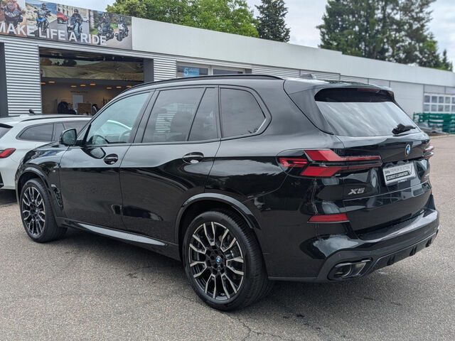 BMW X5 x40i M Sport Pro Sky IntAktL.ACC 360Â° AHK 21 Sportpaket Bluetooth HUD Navi LED Vollleder Klima Ansicht 7 für Fahrzeugdetailseite