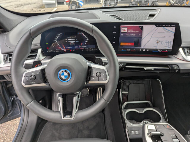 BMW X1 x30e M Sport PanoD.HUD ACC SurView Ha/Ka.19 Sportpaket Bluetooth Navi LED Vollleder Klima Standhz Ansicht 15 für Fahrzeugdetailseite