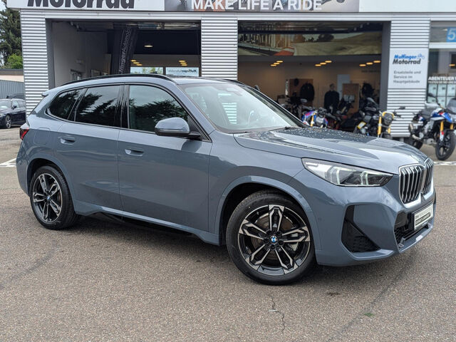 BMW X1 x30e M Sport PanoD.HUD ACC SurView Ha/Ka.19 Sportpaket Bluetooth Navi LED Vollleder Klima Standhz Ansicht 4 für Fahrzeugdetailseite