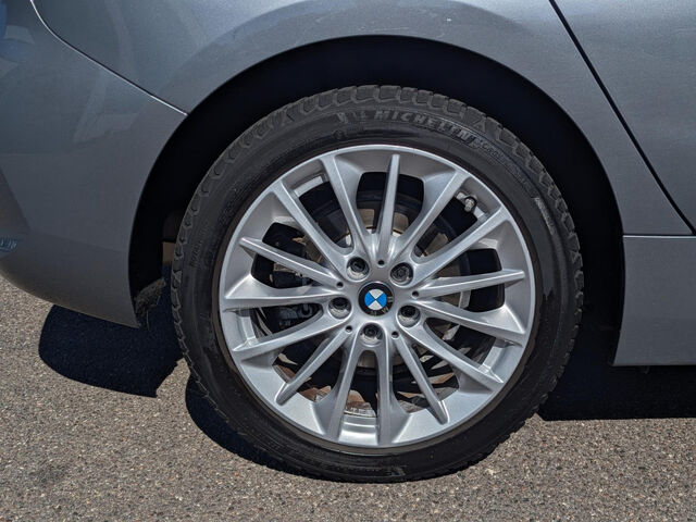 BMW 118 i Advantage LED Live-Prof. DAB Tempomat 17 Bluetooth Navi Klima PDC el. Fenster Ansicht 10 für Fahrzeugdetailseite