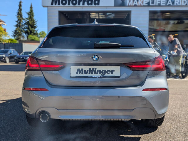 BMW 118 i Advantage LED Live-Prof. DAB Tempomat 17 Bluetooth Navi Klima PDC el. Fenster Ansicht 8 für Fahrzeugdetailseite