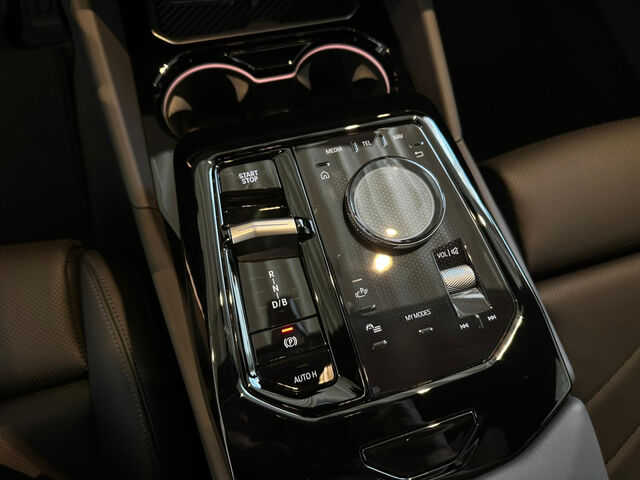 BMW i5 xD.40 M Sport Pro Bowers Sitzbel. SurView. 20 Sportpaket Bluetooth HUD Navi LED Klima Aktivlenkun Ansicht 14 für Fahrzeugdetailseite