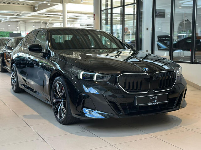 BMW i5 xD.40 M Sport Pro Bowers Sitzbel. SurView. 20 Sportpaket Bluetooth HUD Navi LED Klima Aktivlenkun Ansicht 2 für Fahrzeugdetailseite