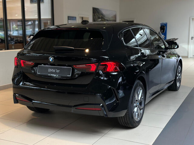 BMW 116 Ad. LED Premiumpak. Driving Assistant RFK 17 Bluetooth Navi Klima PDC el. Fenster Ansicht 7 für Fahrzeugdetailseite