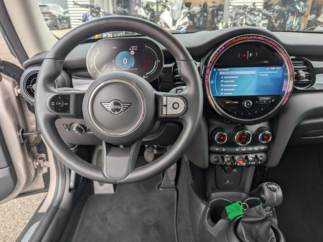 MINI One First Sports.Kamera Navi Sitzh.DrivAss.PDC Bluetooth LED Klima Einparkhilfe el. Fenster Ansicht 15 für Fahrzeugdetailseite