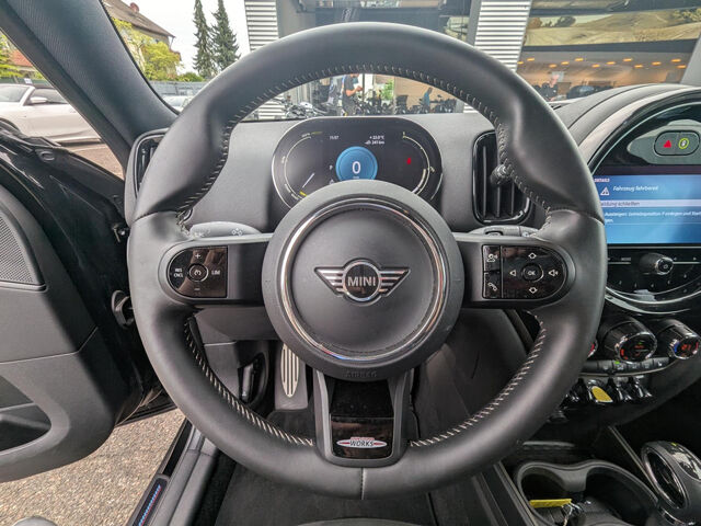 MINI Cooper SE Countryman All4 JCW Sitzh.Navi LED 18 Sportpaket Bluetooth Klima Einparkhilfe el. Fenster Ansicht 12 für Fahrzeugdetailseite