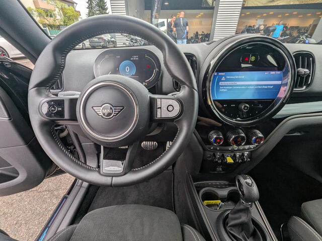 MINI Cooper SE Countryman All4 JCW Sitzh.Navi LED 18 Sportpaket Bluetooth Klima Einparkhilfe el. Fenster Ansicht 14 für Fahrzeugdetailseite