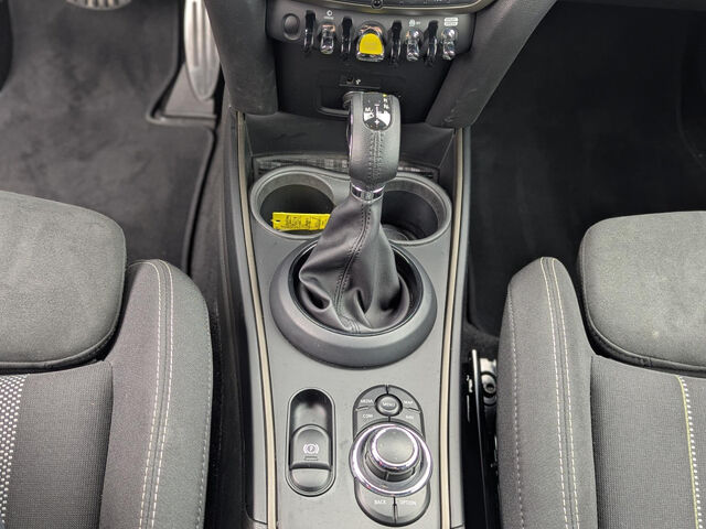 MINI Cooper SE Countryman All4 JCW Sitzh.Navi LED 18 Sportpaket Bluetooth Klima Einparkhilfe el. Fenster Ansicht 15 für Fahrzeugdetailseite