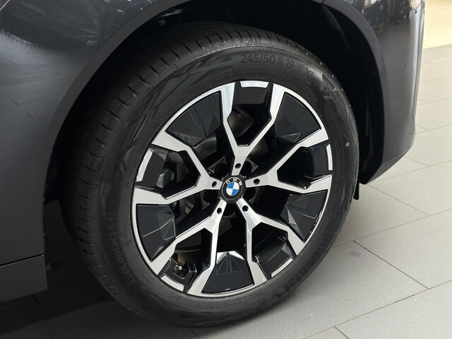BMW X3 20 xDrive Premium Paket ACC AHK Ha/Ka SurView HUD Navi LED Klima PDC el. Fenster Ansicht 8 für Fahrzeugdetailseite