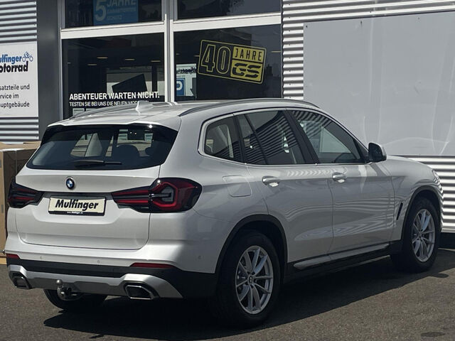 BMW X3 x20i Leder Sports. ACC Kamera KomfZ.Sitzh.AHK Bluetooth Navi LED Vollleder Klima Aktivlenkung PDC Ansicht 6 für Fahrzeugdetailseite