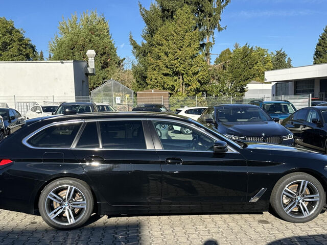 BMW 520 d T. Sports.PanoDach Kamera LiveProf.AHK 18 Navi LED Klima PDC el. Fenster Ansicht 8 für Fahrzeugdetailseite