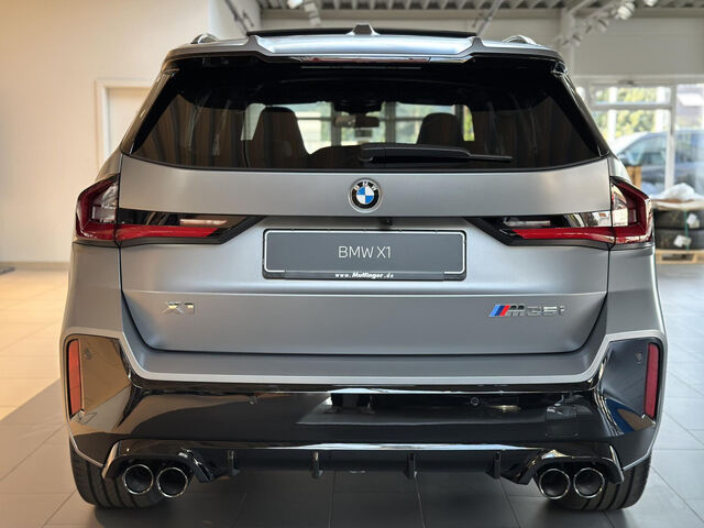 BMW X1 M35i xDrive HUD AHK Ha/Ka PanoD. SurView. 20 Sportpaket Bluetooth Navi LED Klima PDC el. Fenster Ansicht 4 für Fahrzeugdetailseite