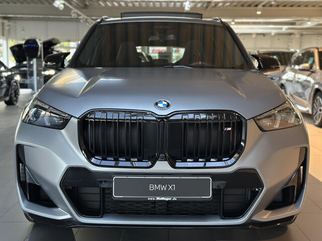 BMW X1 M35i xDrive HUD AHK Ha/Ka PanoD. SurView. 20 Sportpaket Bluetooth Navi LED Klima PDC el. Fenster Ansicht 7 für Fahrzeugdetailseite