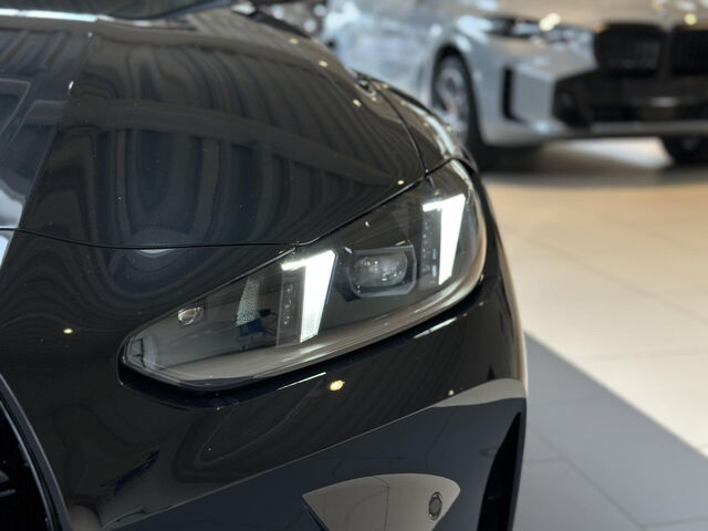 BMW M3 Comp. T. xDrive Ultimate Package Carbon-Paket Sportpaket Bluetooth HUD Navi LED Vollleder Klima P Ansicht 8 für Fahrzeugdetailseite