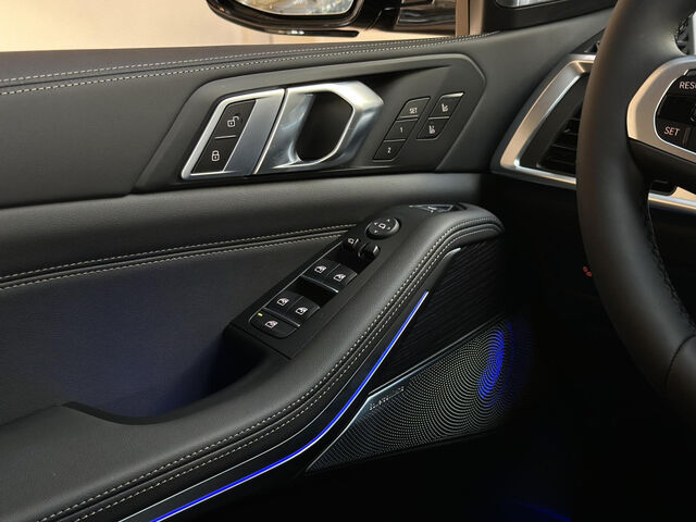 BMW X5 xD.40d M Sport Pro ACC AHK B&W Sitzbel. 22 Sportpaket Bluetooth HUD Navi LED Vollleder Klima Luft Ansicht 12 für Fahrzeugdetailseite