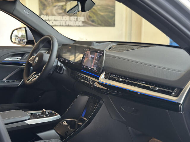 BMW iX2 x30 M Sport Pro AHK HUD Ha/Ka PanoD. SurView. Sportpaket Bluetooth Navi LED Vollleder Klima Stan Ansicht 9 für Fahrzeugdetailseite