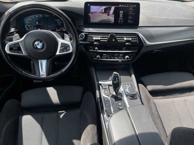 BMW 530 e xDr.M Sport HUD Kamera Laser HiFi AHK 19 Sportpaket Bluetooth Navi Klima Standhzg PDC el. Fenst Ansicht 12 für Fahrzeugdetailseite