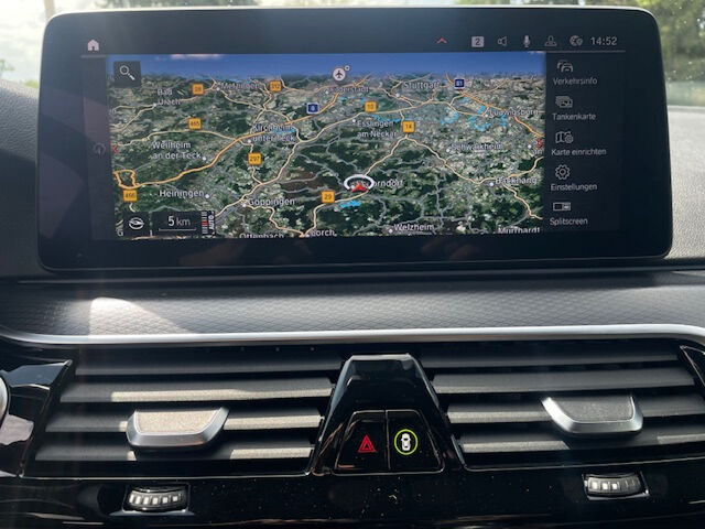BMW 530 e xDr.M Sport HUD Kamera Laser HiFi AHK 19 Sportpaket Bluetooth Navi Klima Standhzg PDC el. Fenst Ansicht 15 für Fahrzeugdetailseite